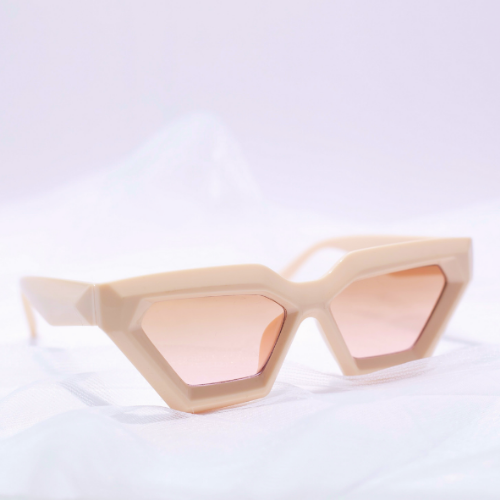 Crimson Edge (Beige)